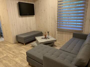 Фото номера Cемейный номер с собственной ванной комнатой Кемпинги Guest house Elernes Muiža г. Даугавпилс 4