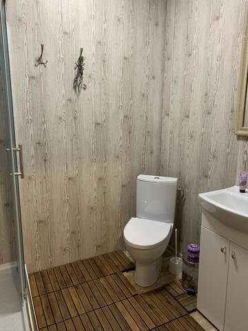 Фото номера Cемейный номер с собственной ванной комнатой Кемпинги Guest house Elernes Muiža г. Даугавпилс 5