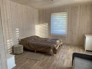Фото номера Cемейный номер с собственной ванной комнатой Кемпинги Guest house Elernes Muiža г. Даугавпилс 2